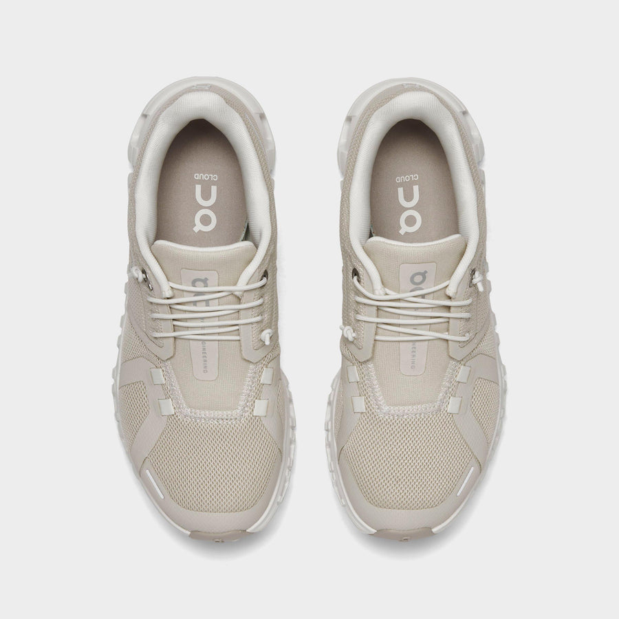 Women's On Cloud 6 Casual Shoes