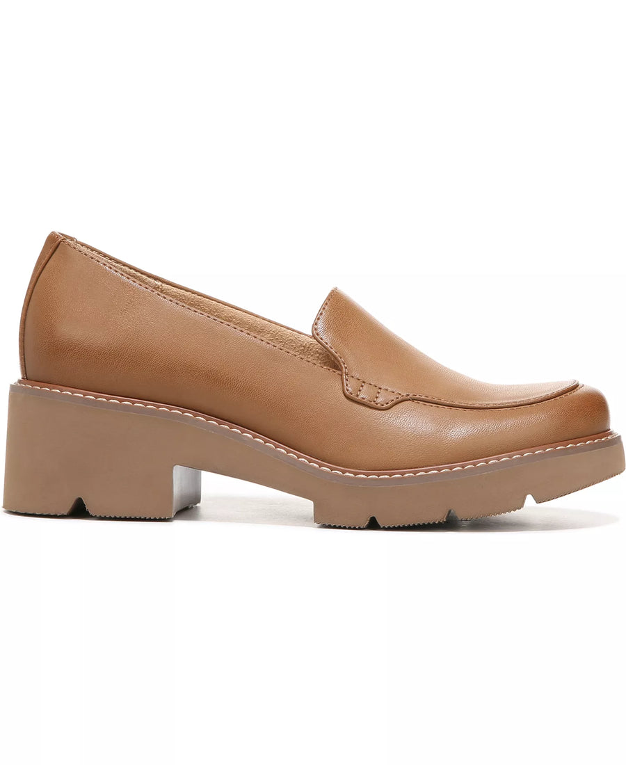 Naturalizer Women's Cabaret Lug Sole Loafers