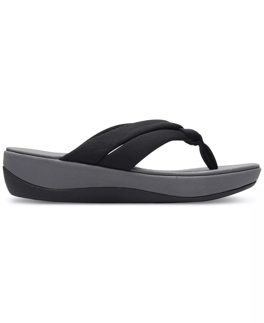 Clarks Women's Cloudsteppers™ Arla Kaylie Slip-On Thong Sandals