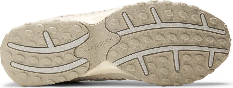 New Balance Gender Inclusive 204L Sneaker - Men's