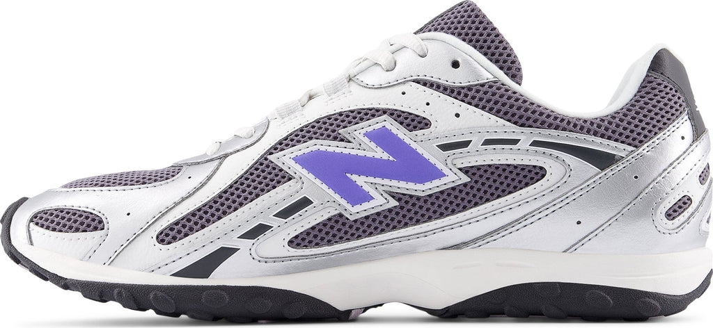 New Balance Gender Inclusive 204L Sneaker - Men's