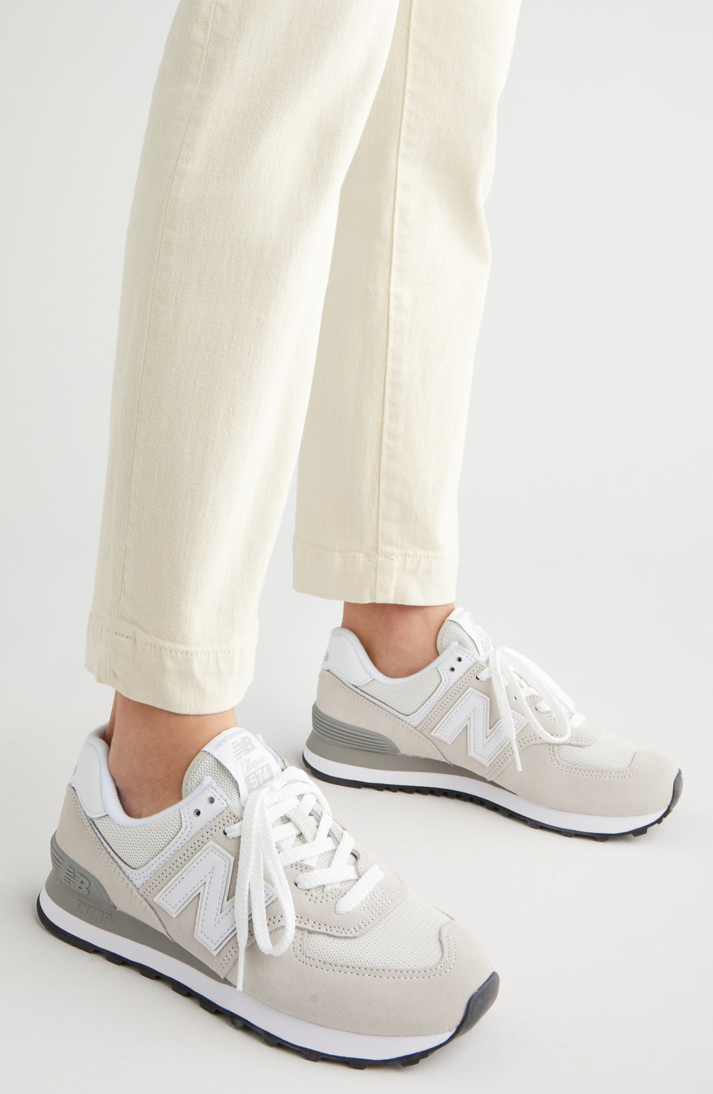 New Balance 574 Sneaker - Women's