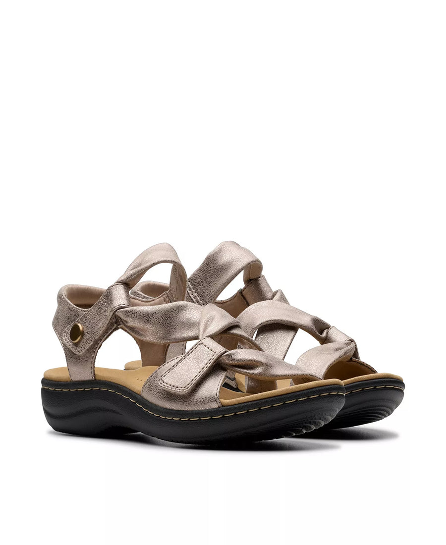Clarks Collection Women's Laurieann Bell Round Toe Flat Sandals