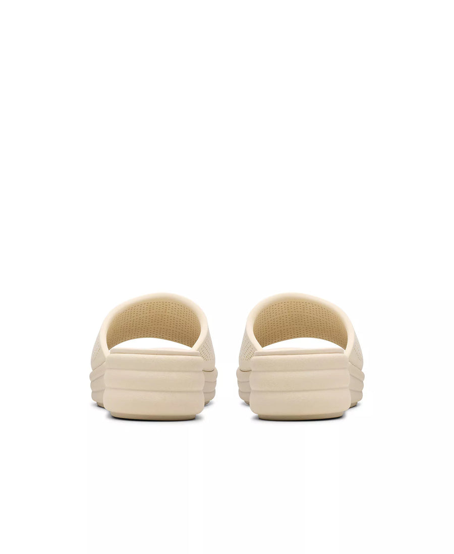 Clarks Cloudsteppers Drift Twist Slip-On Flat Sandals
