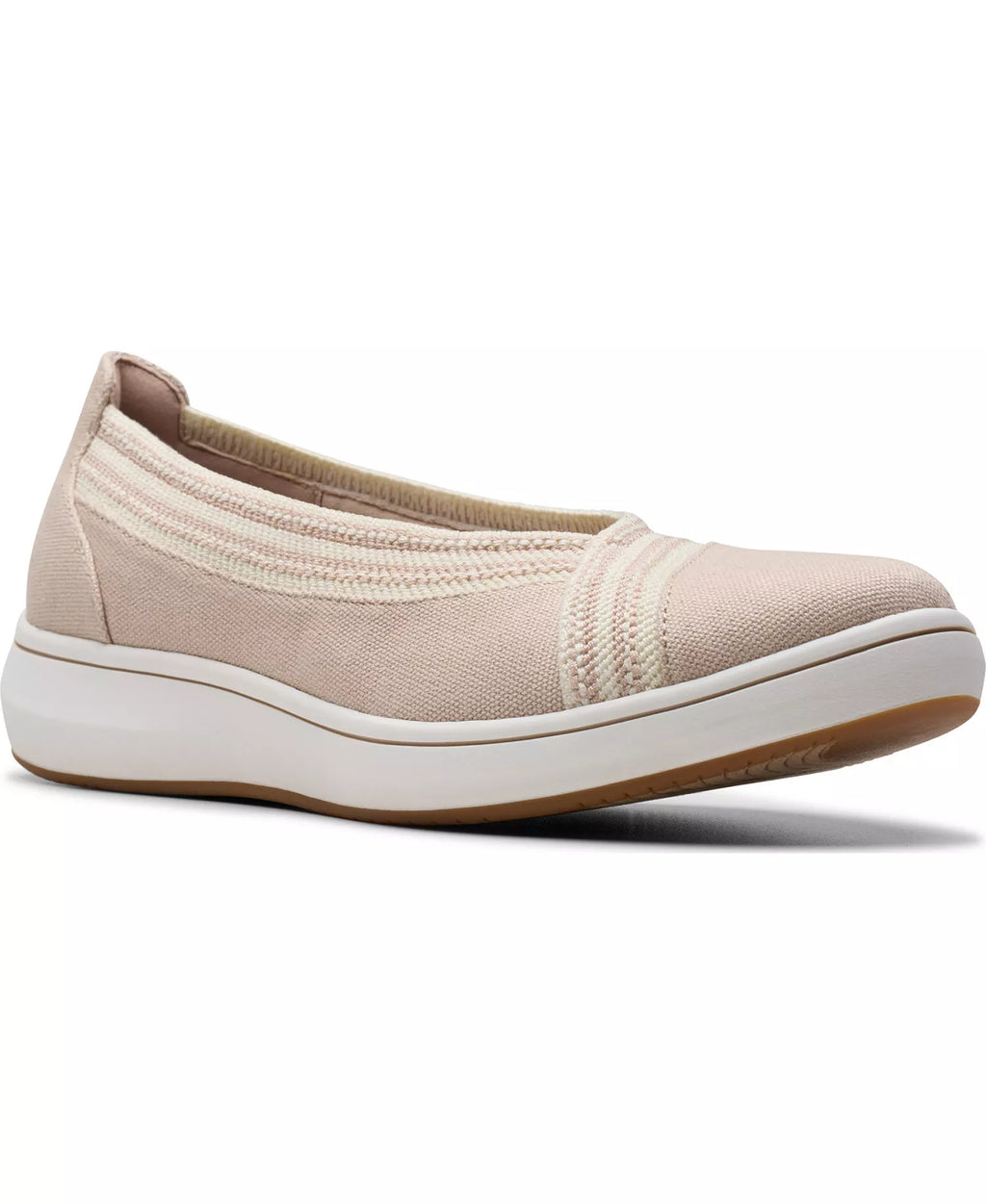 Clarks Women's Cloud Steppers Breeze Sky Air Closed Toe Shoes