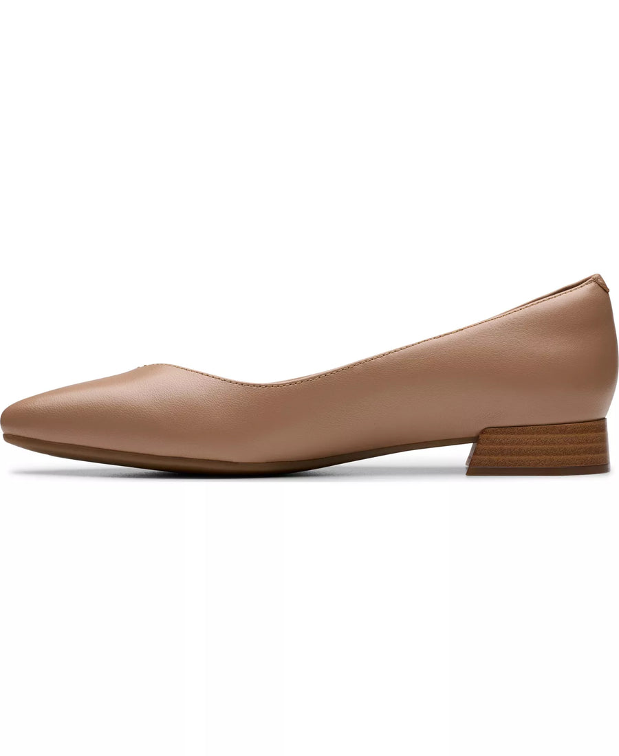 Clarks Collection Women's Natalyn Wish Pointed Toe Flats