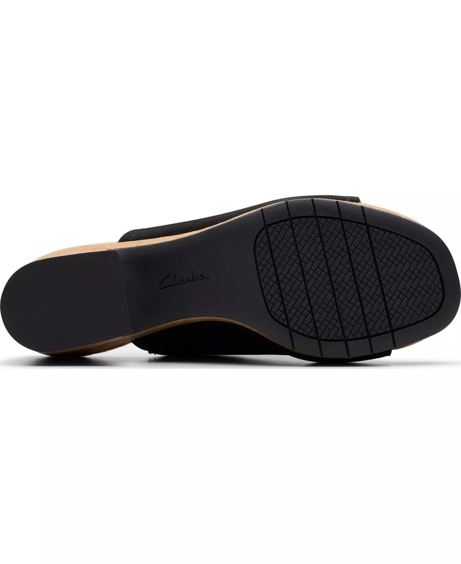 Clarks Collection Women's Nerisa Vine Wedge Sandals