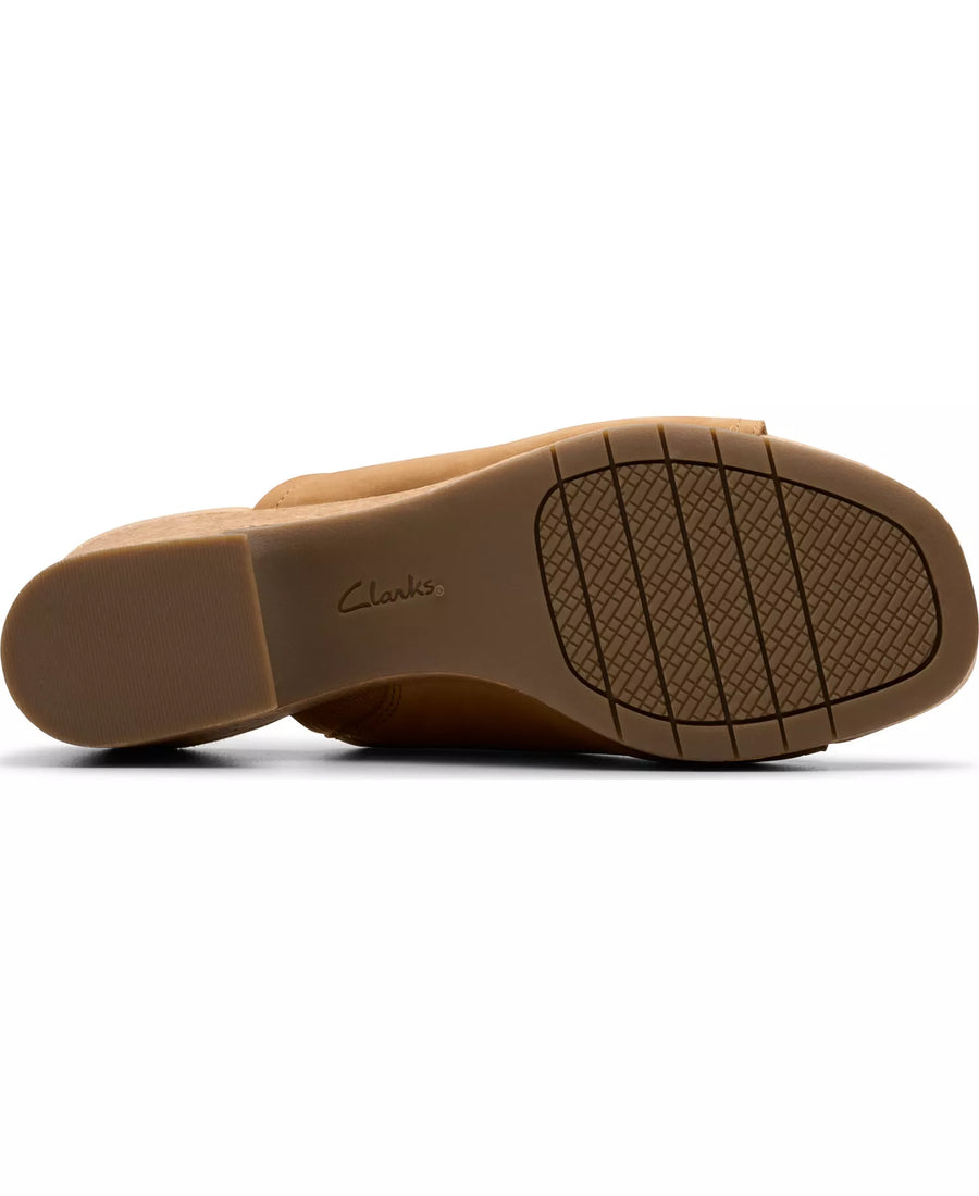 Clarks Collection Women's Nerisa Vine Wedge Sandals
