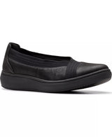 Clarks Women's Cloudsteppers Breeze Sky Air Slip On Shoes