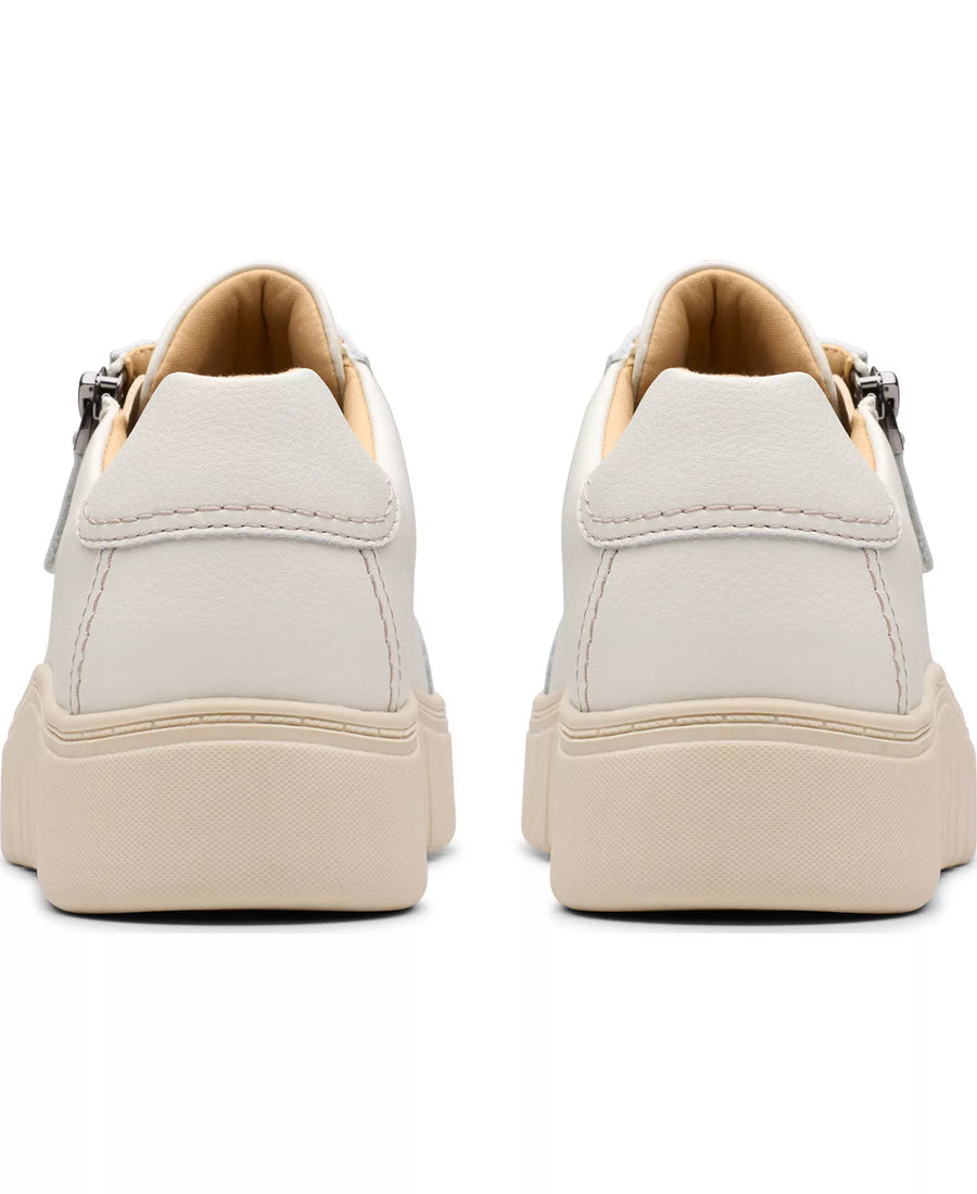 Clarks Women's Mykah Joy Round Toe Sneakers