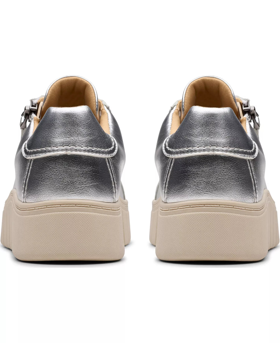 Clarks Women's Mykah Joy Round Toe Sneakers