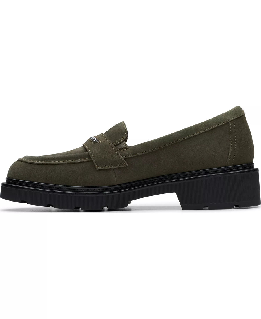 Clarks Women's Lauryl Step Round Toe Loafers