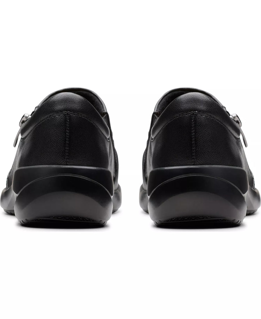 Clarks Women's Kaetlyn Mila Round Toe Flats