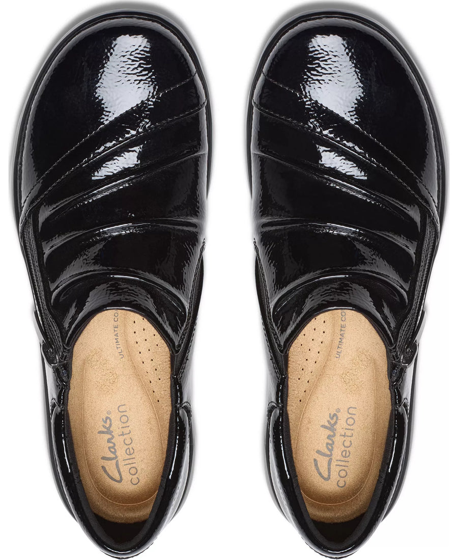 Clarks Women's Kaetlyn Mila Round Toe Flats