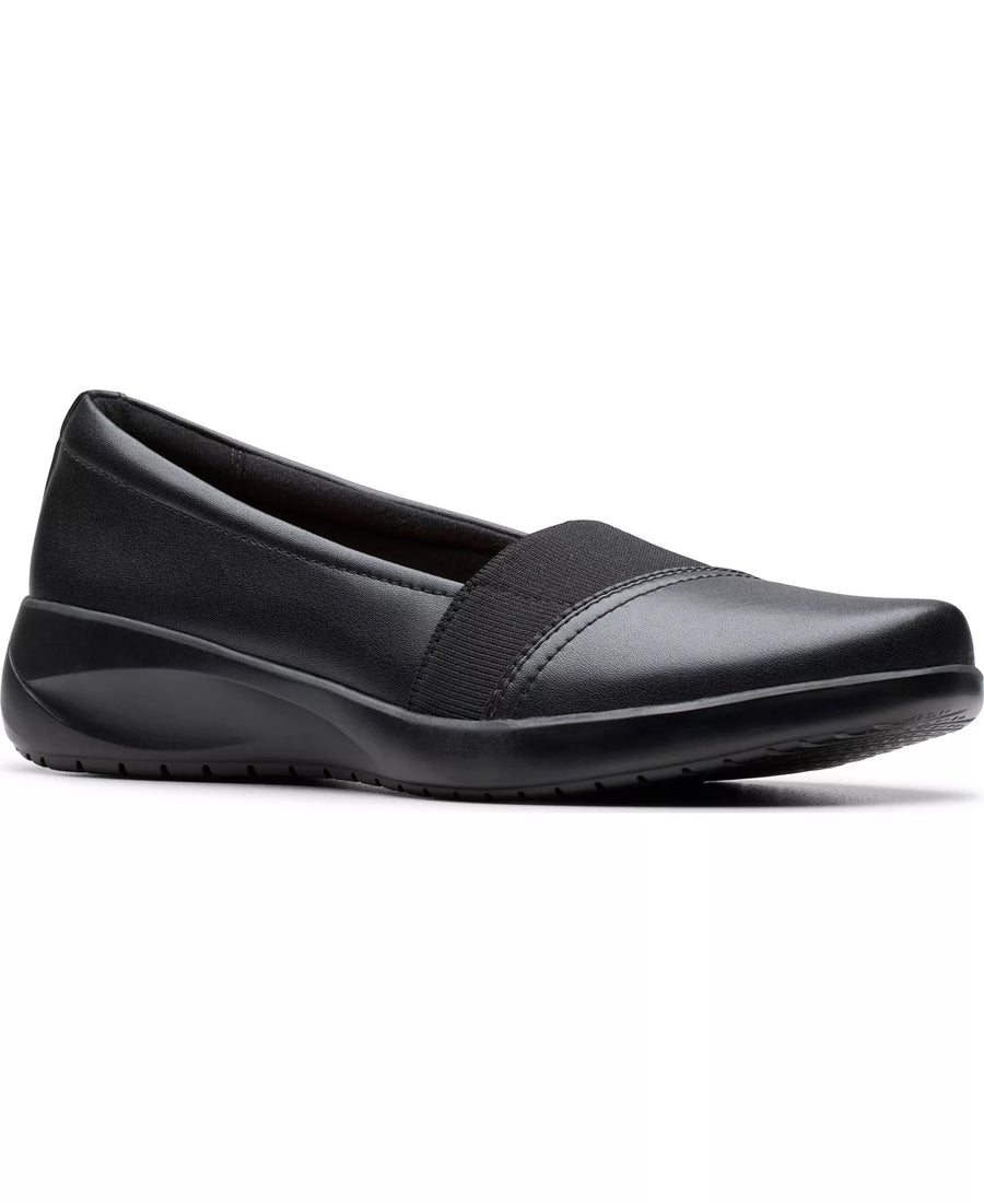 Clarks Women's Kaetlyn Rhea Round Toe Loafers