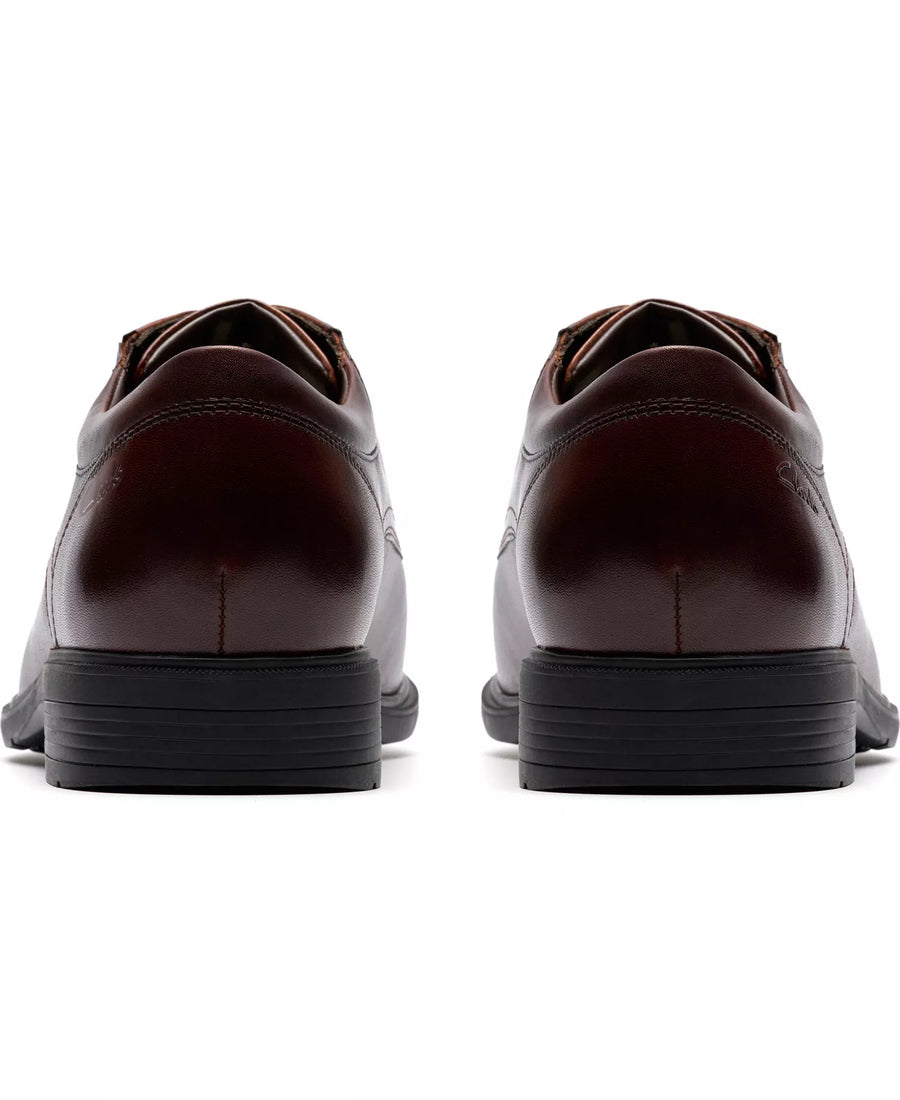 Clarks Men's Steadwell Cap Dress Shoe