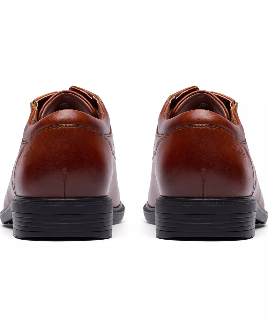 Clarks Men's Steadwell Cap Dress Shoe