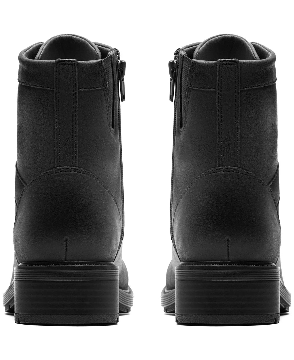 Clarks Collection Women's Hearth Parker Block Heel Booties