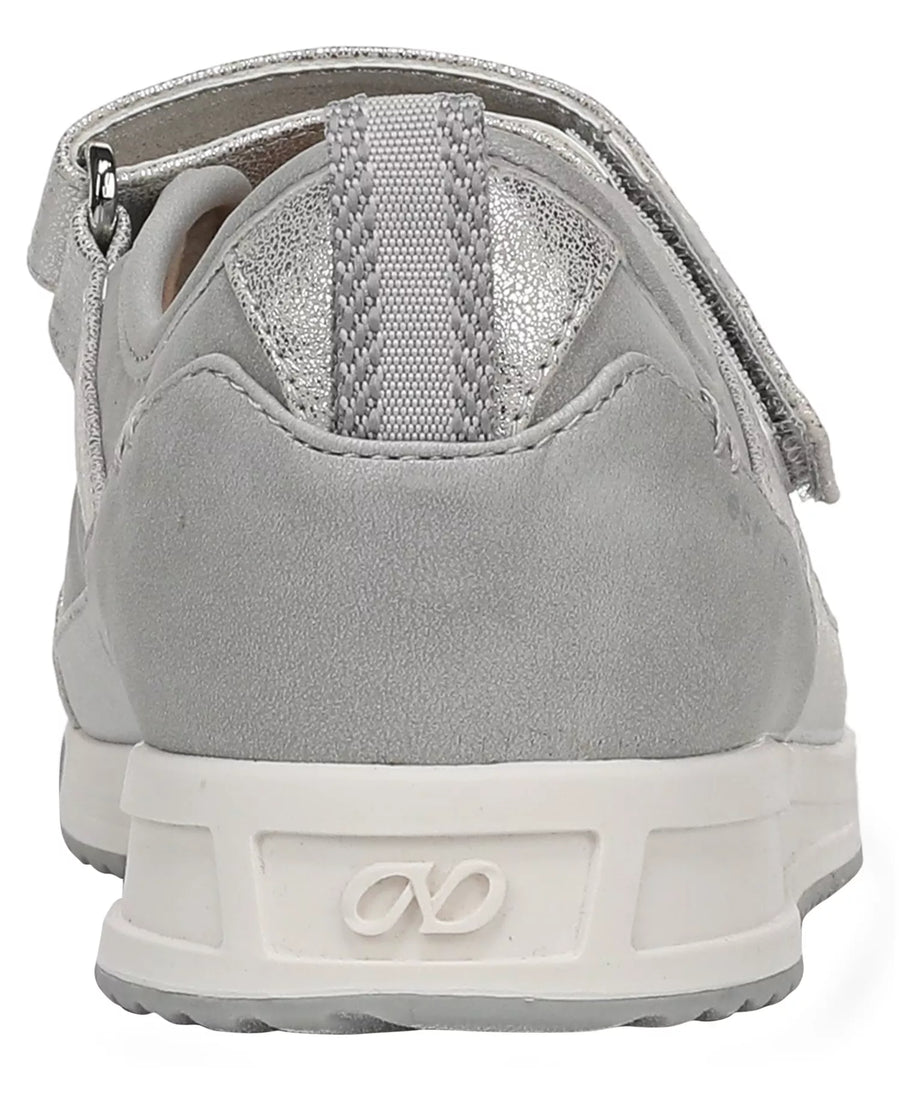 Naturalizer Women's Greta Slip On Sneaker Shoes