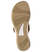 Clarks Women's Breeze Cove Flip Flop Flats
