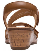 Clarks Women's Kacha Wave Round Toe Sandals