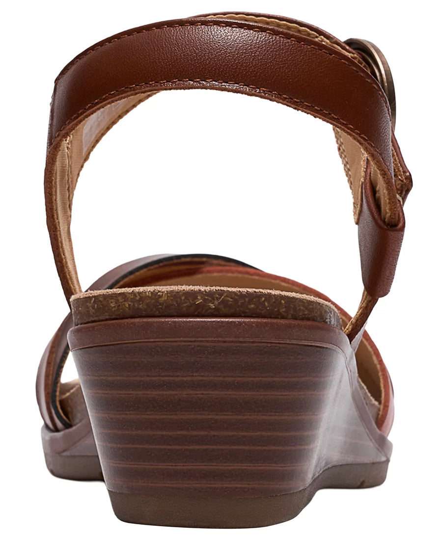 Clarks Women's Kacha Twist Round Toe Sandals