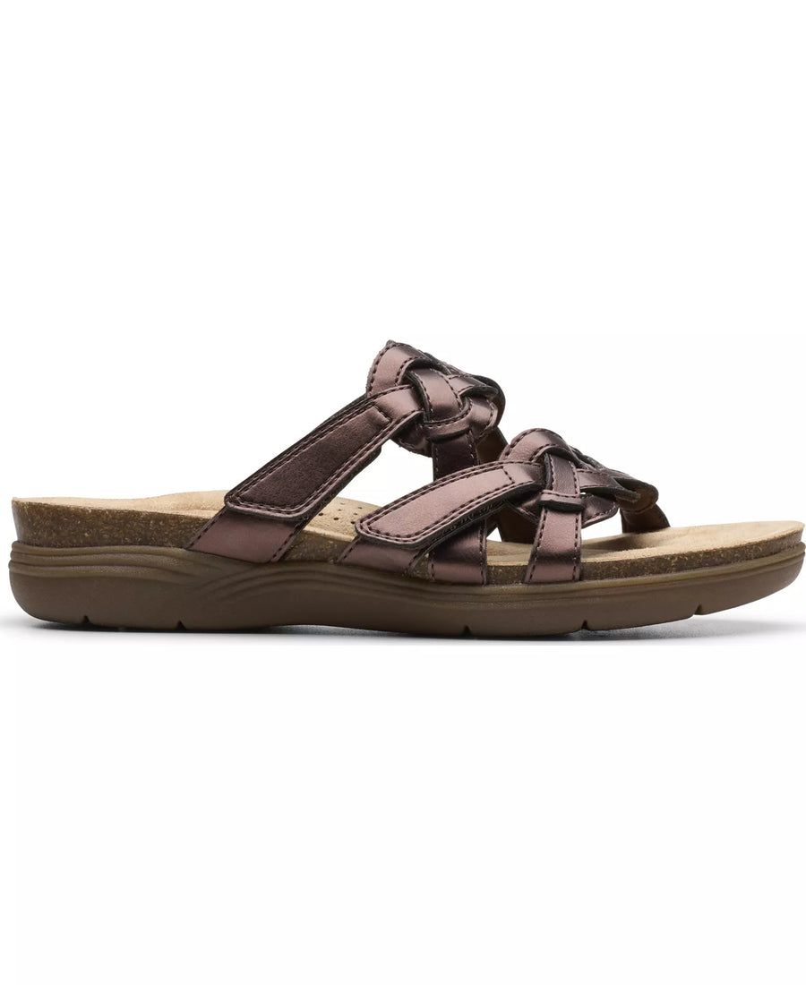 Clarks Women's April Rae Round Toe Flat Sandals