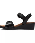 Clarks Women's Kacha Twist Round Toe Sandals