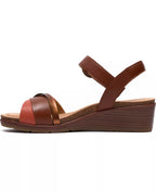Clarks Women's Kacha Twist Round Toe Sandals