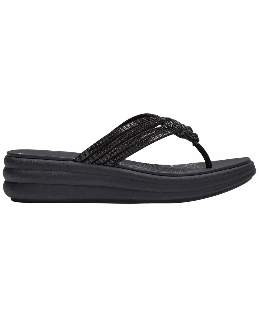 Clarks Women's Cloudsteppers Drift Gem Round Toe Sandals