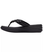 Clarks Women's Cloudsteppers Drift Gem Round Toe Sandals