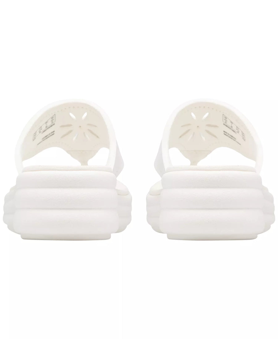 Clarks Women's Cloudsteppers Drift Daisy Slip-On Sandals