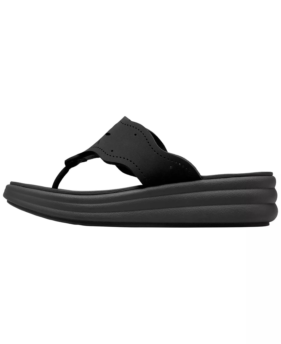 Clarks Women's Cloudsteppers Drift Daisy Slip-On Sandals