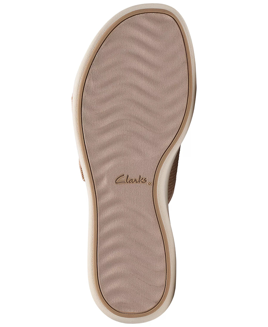 Clarks Women's Drift Faye Round Toe Wedge Sandals