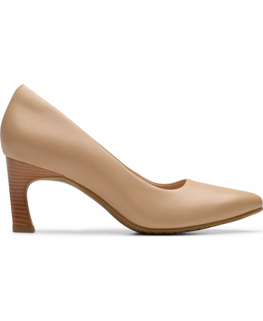 Clarks Collection Women's Tammitha Eve Dress Pumps