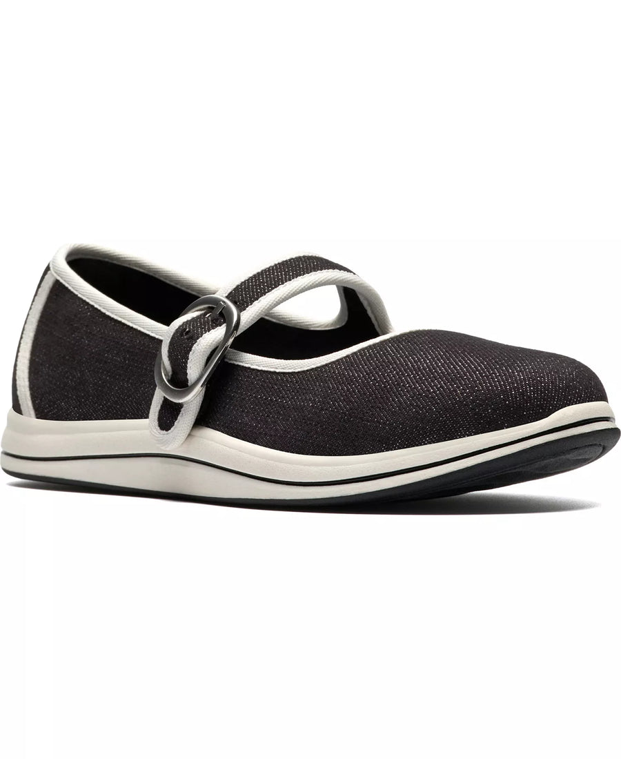 Clarks Women's Breeze Janey Round Toe Flats