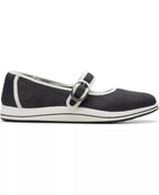 Clarks Women's Breeze Janey Round Toe Flats