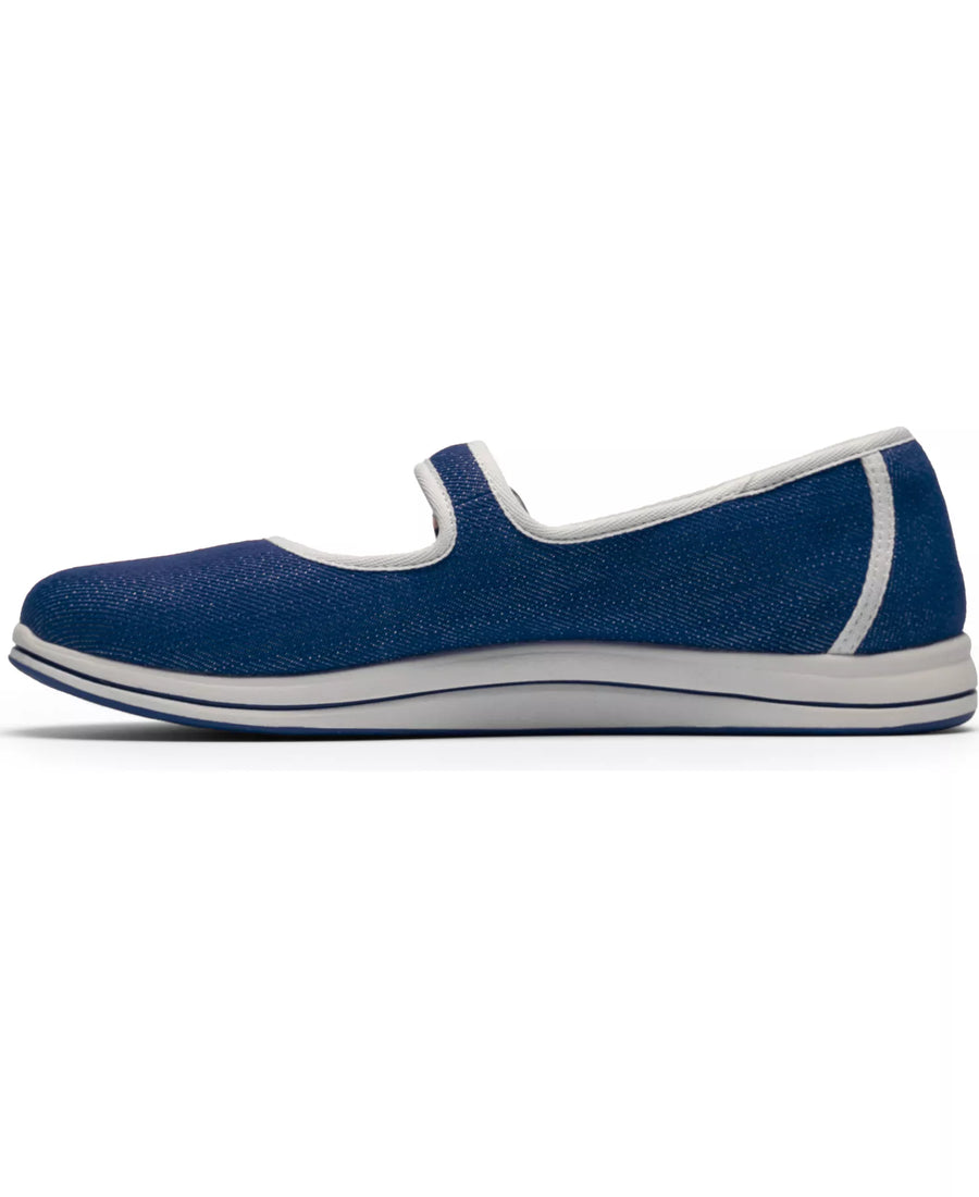 Clarks Women's Breeze Janey Round Toe Flats