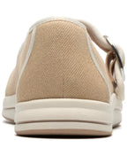Clarks Women's Breeze Janey Round Toe Flats