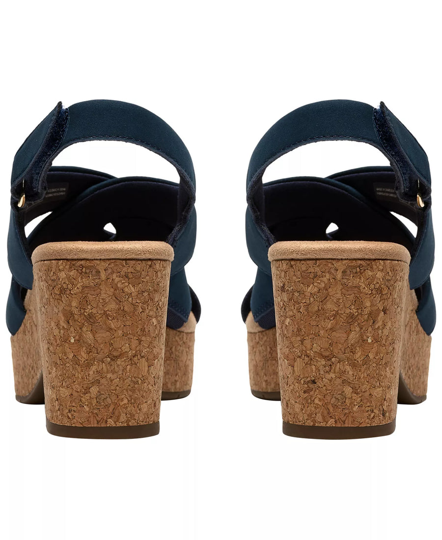 Clarks Women's Nerisa Grace Round Toe Wedge Sandals
