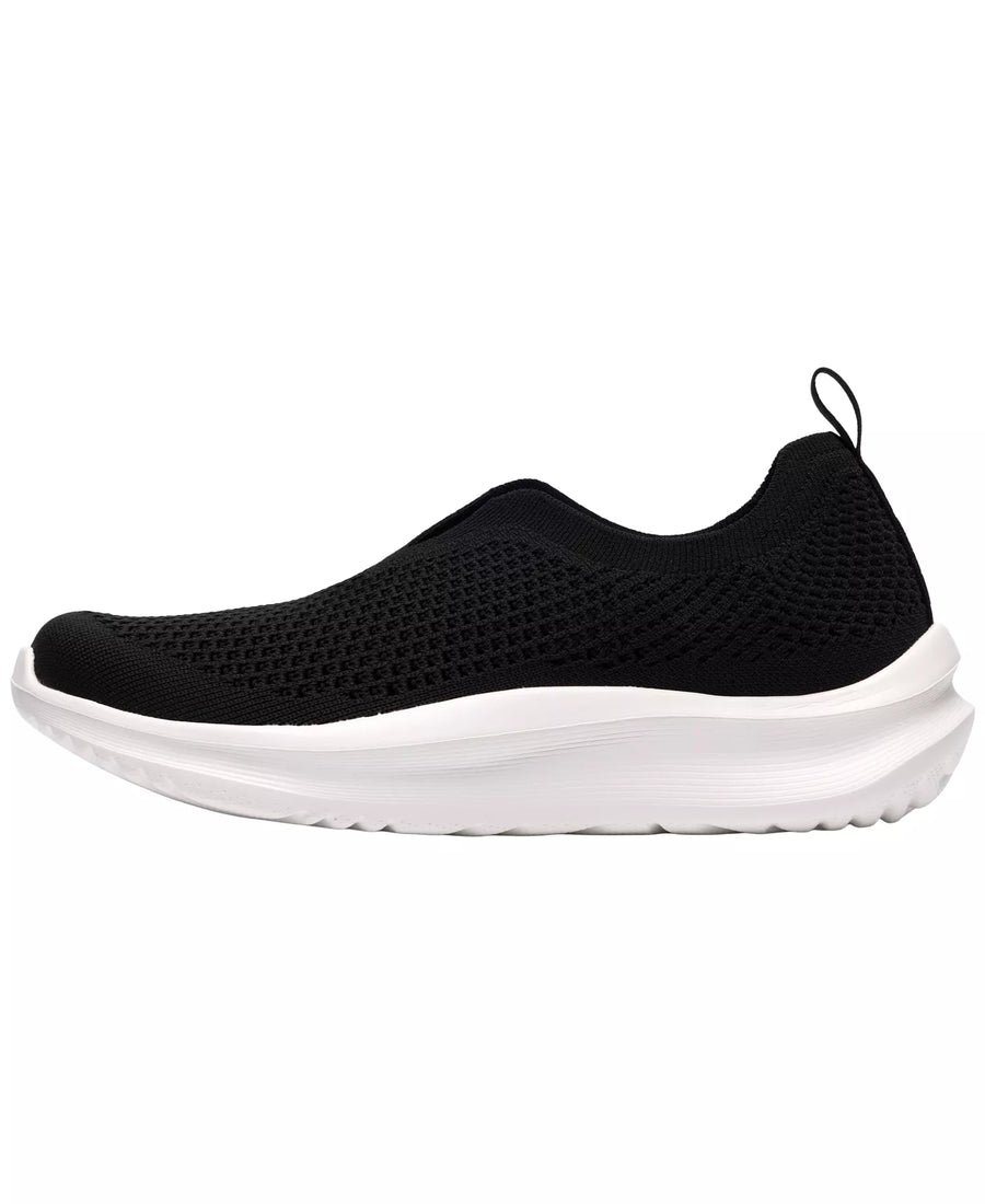 Clarks Women's Cloudsteppers Solevana Knit Round Toe Sneakers
