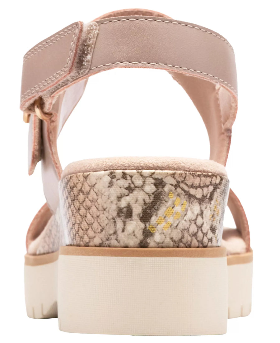 Clarks Women's Diaz Rose Round Toe Wedge Sandals