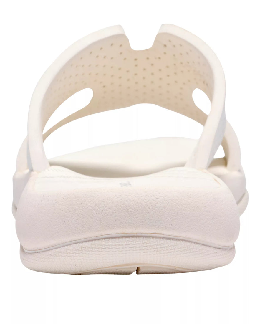 Clarks Women's Sunmaze Bali Round Toe Sandals