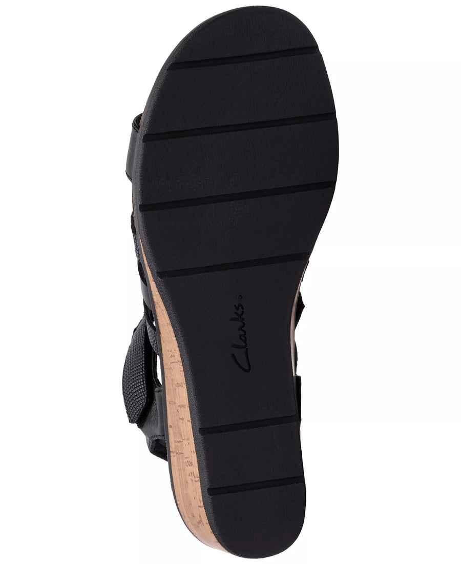 Clarks Women's Kacha Step Round Toe Sandals