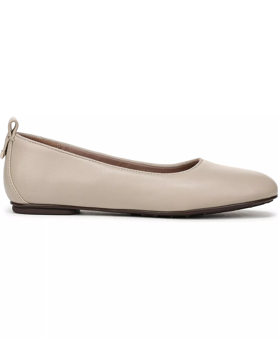 Naturalizer Women's Ava Ballerina Skimmer Round Toe Flats