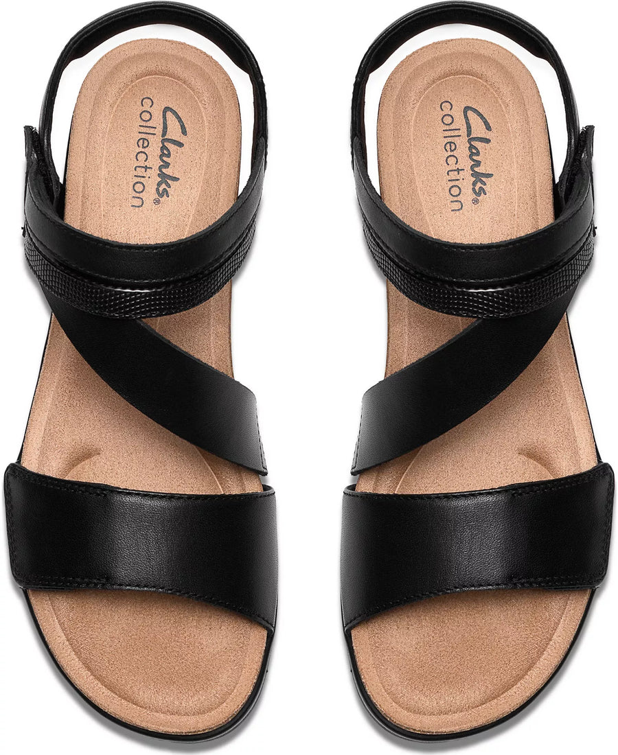 Clarks Women's Kacha Wave Round Toe Sandals