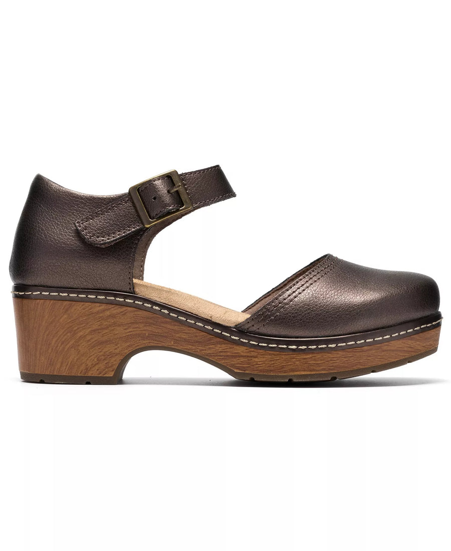 Clarks Women's Paizlee Leah Buckle Clogs