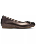 Clarks Collection Women's Cathrynn Luna Slip-On Flats