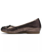 Clarks Women's Cathrynn Luna Slip-On Flats