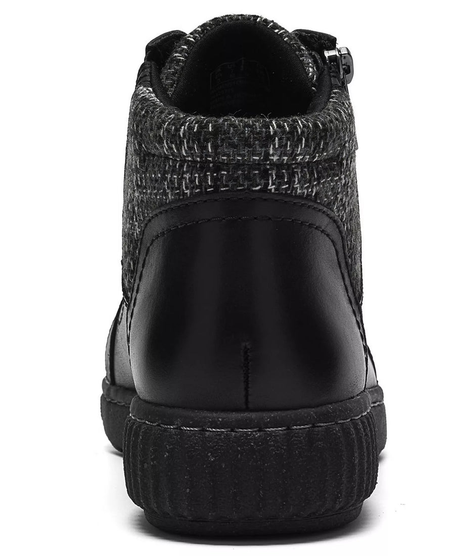 Clarks Women's Caroline Fiana Round Toe Booties